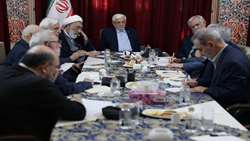  عارف: امسال واردات بنزین نخواهیم داشت؛ صرفه‌جویی آن صرف یارانه و کالابرگ می‌شود